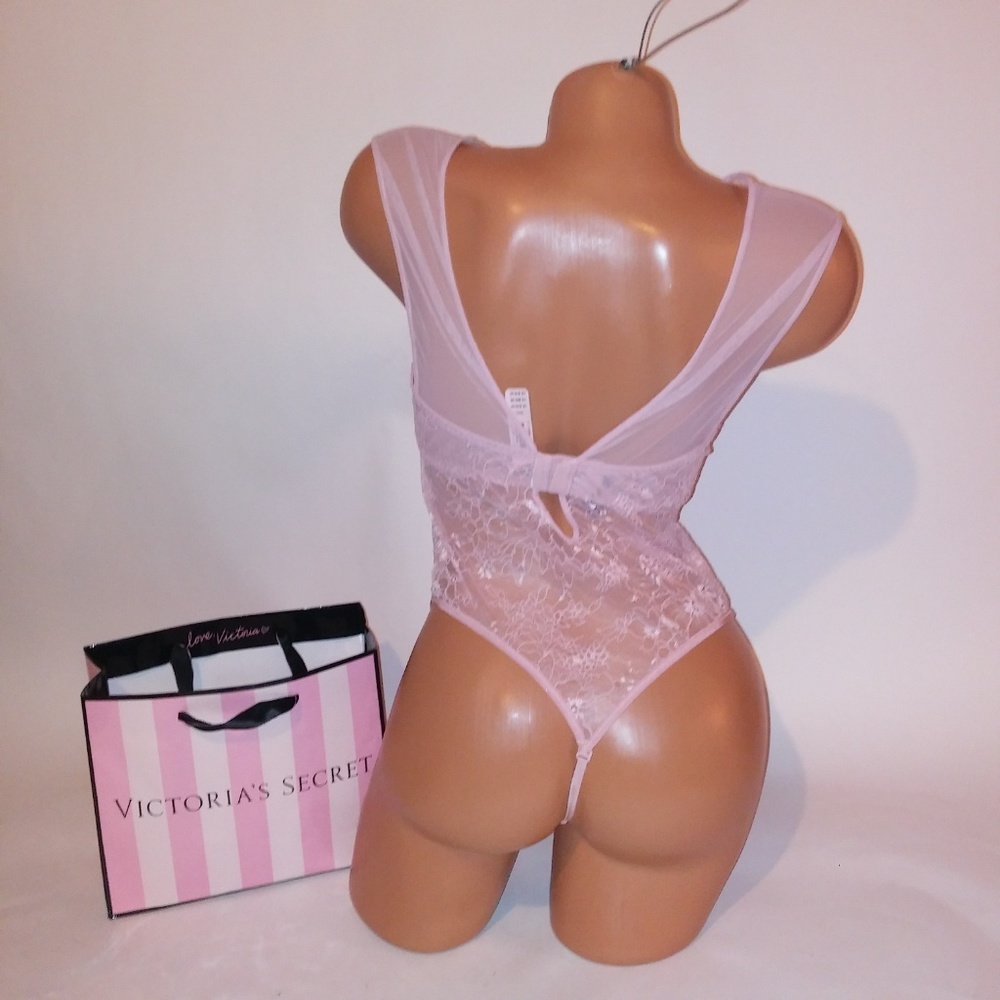 Victoria Secret Lingerie - Picture 6 of 8